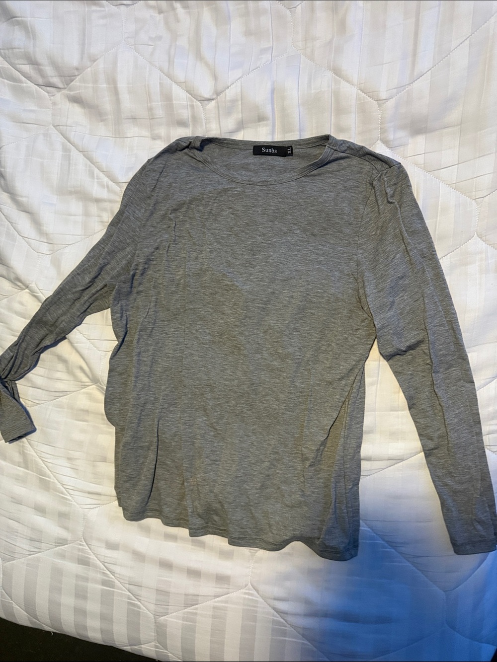 Sundry Long Sleeve Crewneck Top in Heather Gray